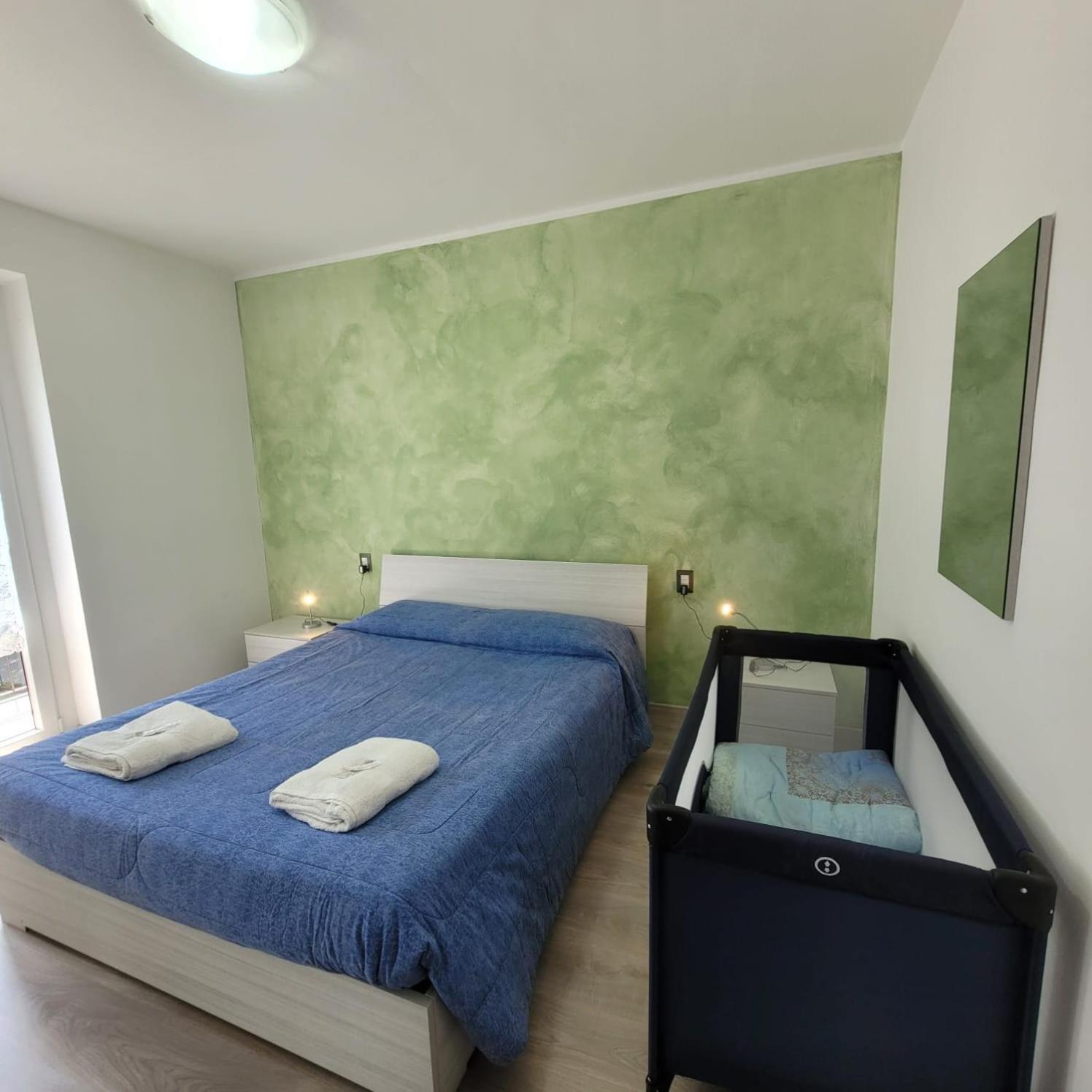 波斯科Green House Mountain Lake Iseo Hospitality公寓 外观 照片